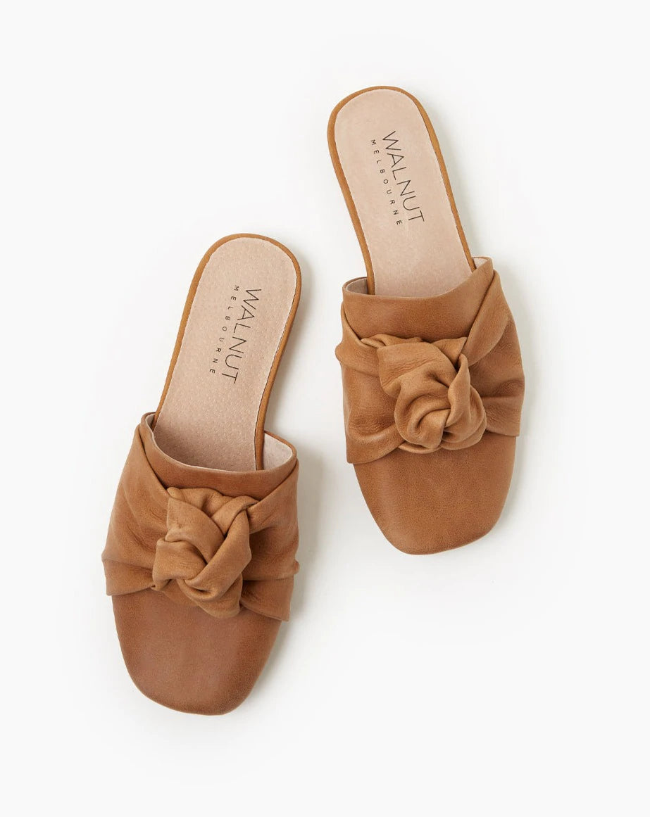 Robin Mule - Tan | Walnut